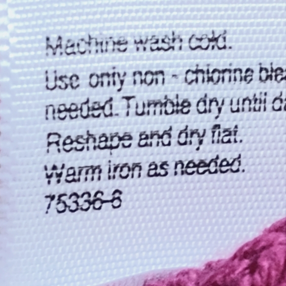 St. John's Bay Women's Raspberry Purple V-Neck Cable Knit Sweater | Petite Large - Picture 5 of 5